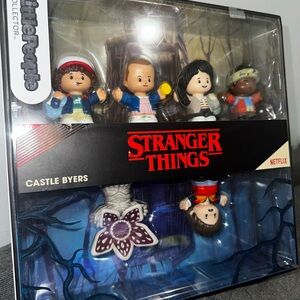 Stranger Things Collector Set little people